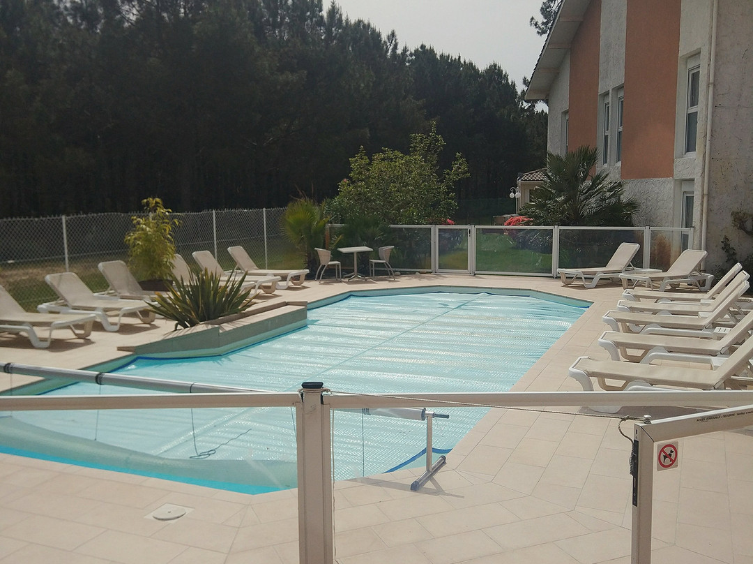 Hôtel Logis la Forestière主图