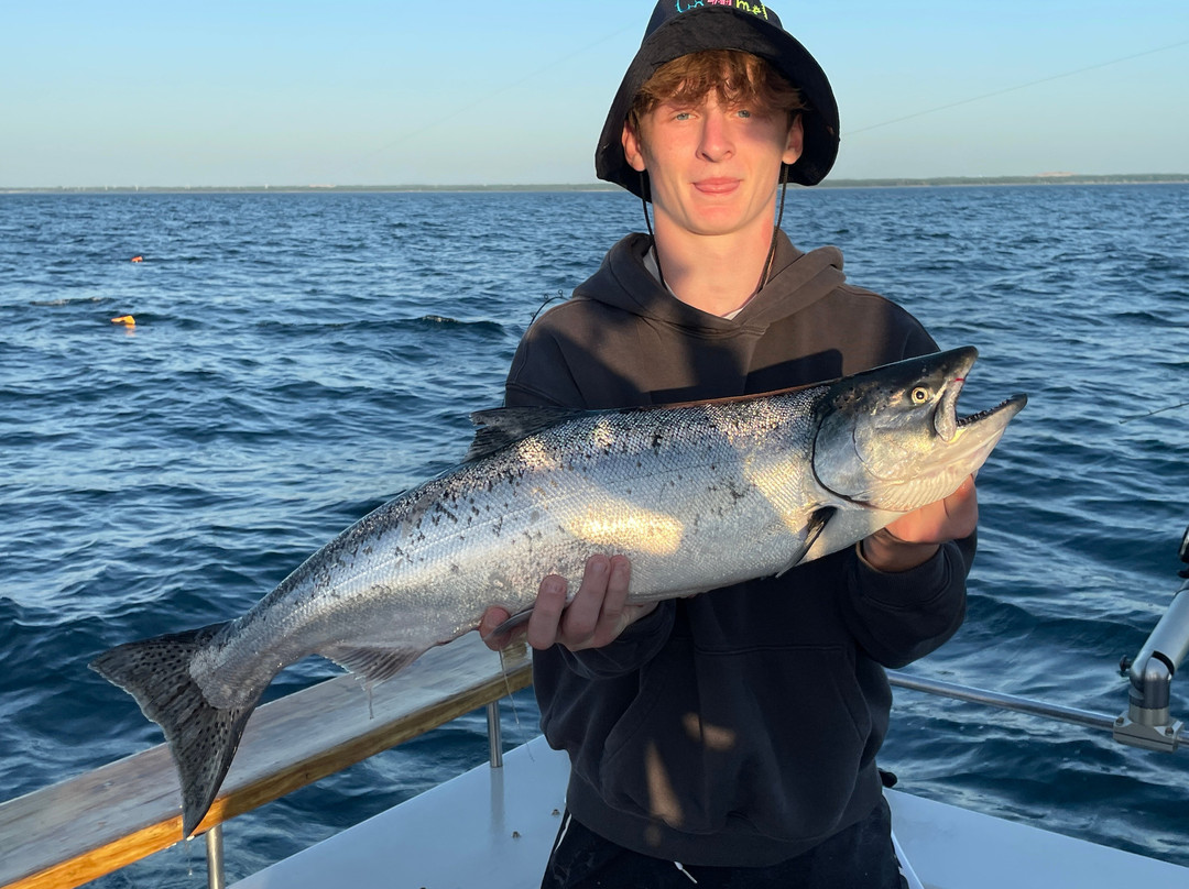 Diamond Ghost Charters-Winthrop Harbor必去景点