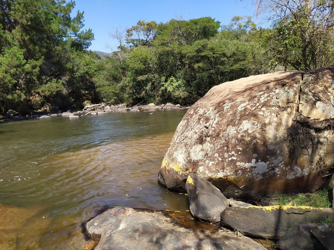 Parque Municipal Cachoeira do Salto-Extrema必去景点
