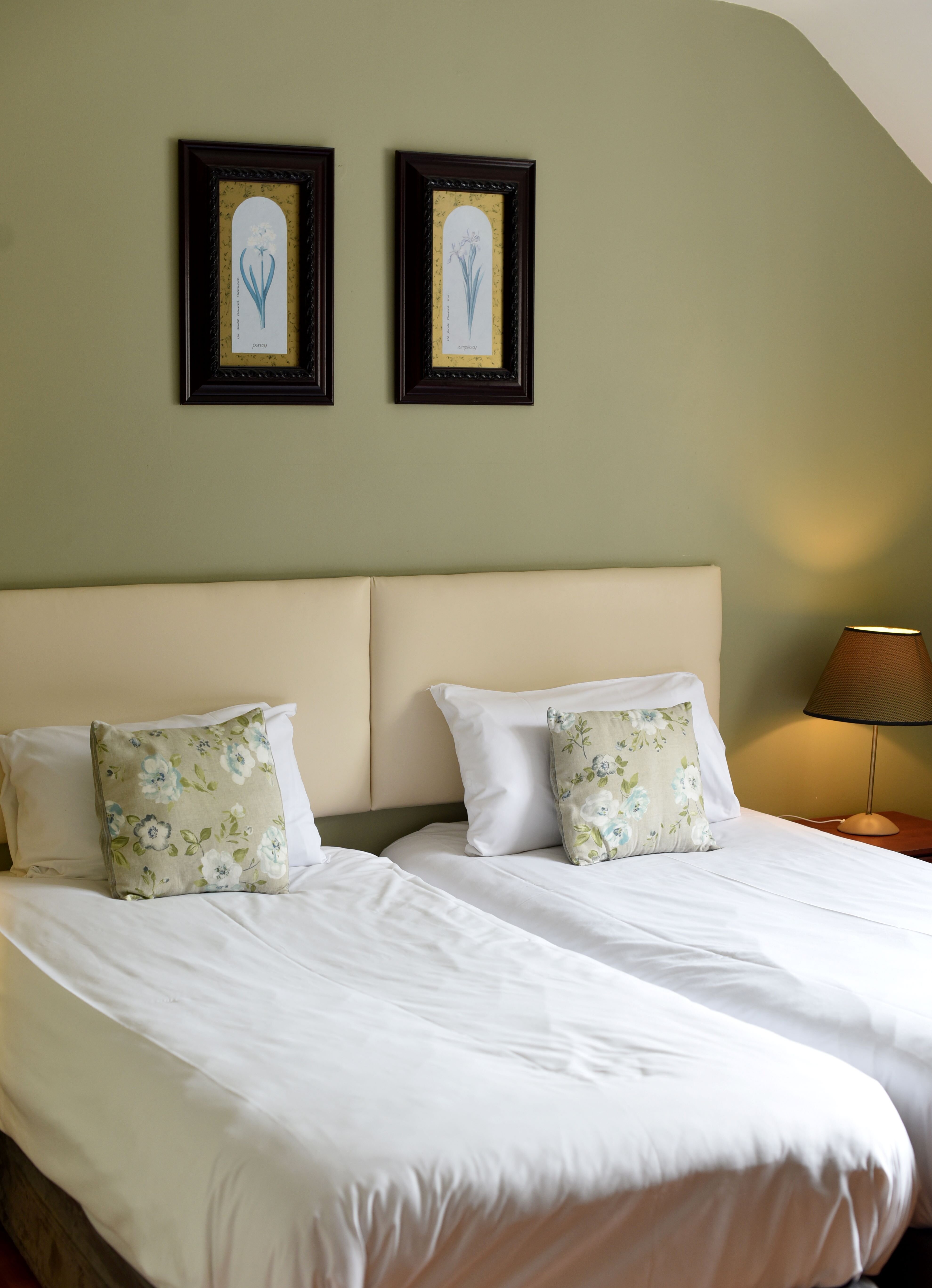 当杰名酒店-客卧