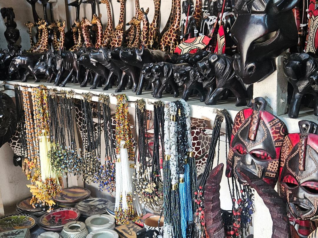 Maasai Market Curios and Crafts-阿鲁沙必去景点