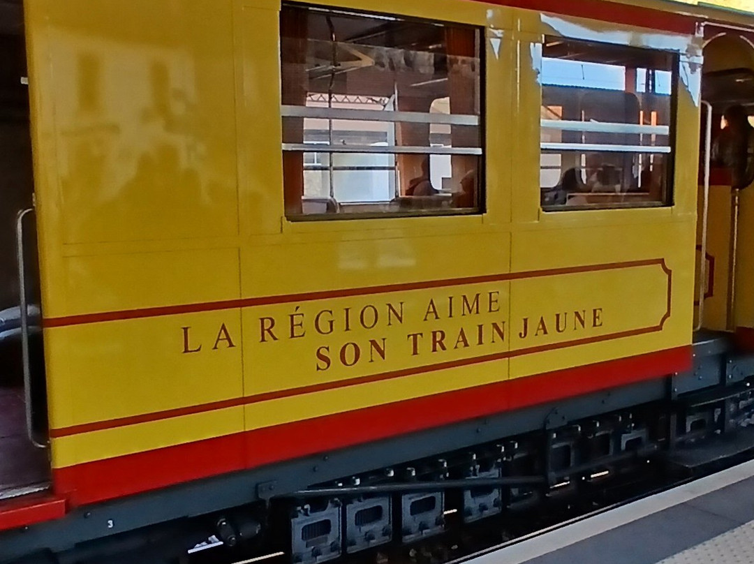 Le Train Jaune-Villefranche-de-Conflent必去景点