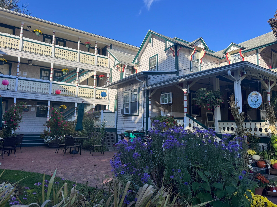 陪括特酒店主图