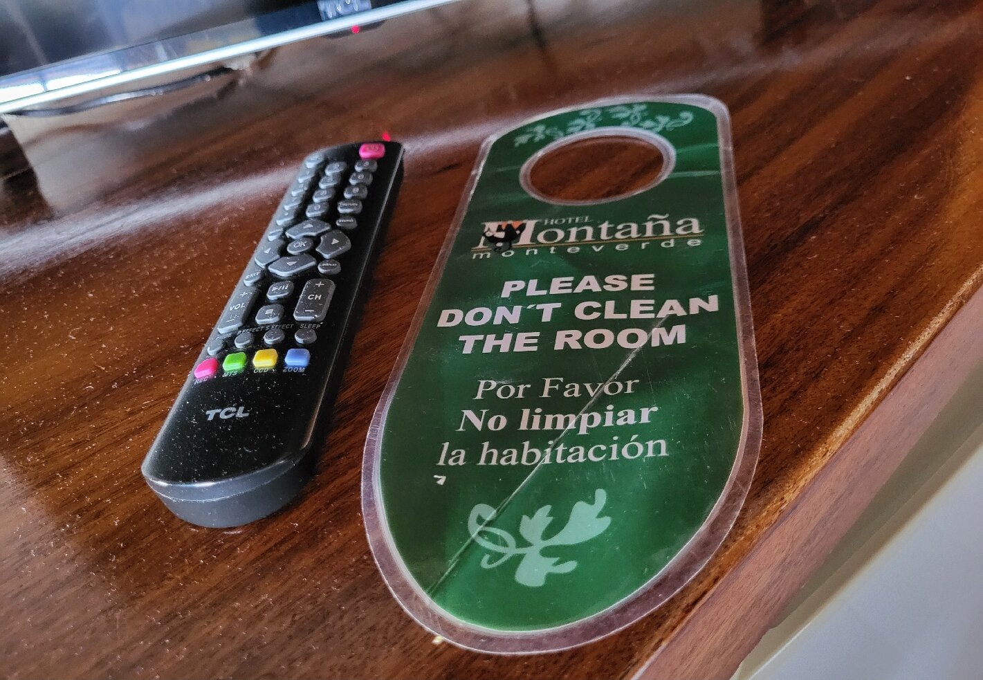 Hotel Montaña Monteverde-官方