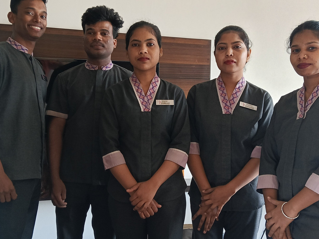 Regenta Central Harimangla, Bharuch主图