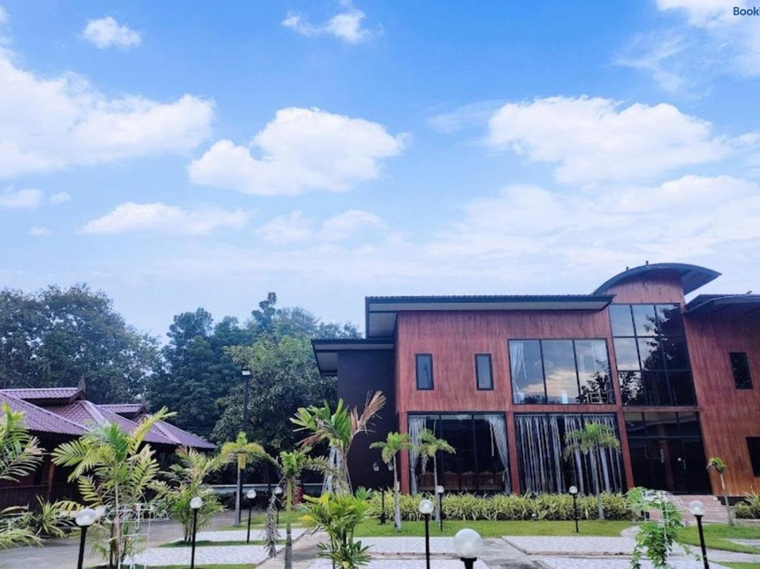 Phra Chan Khiang Dao Resort