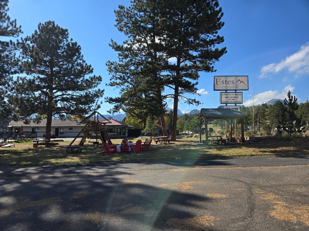 Estes Mountain Inn主图