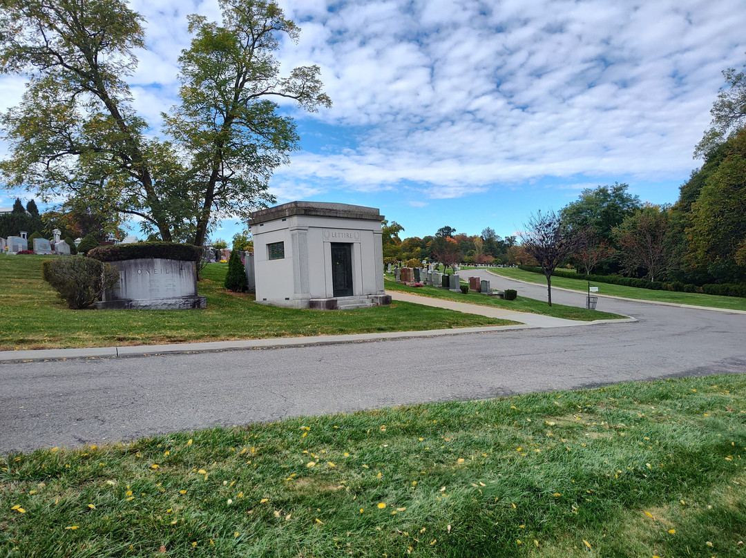 Gate of Heaven Cemetery-Hawthorne必去景点