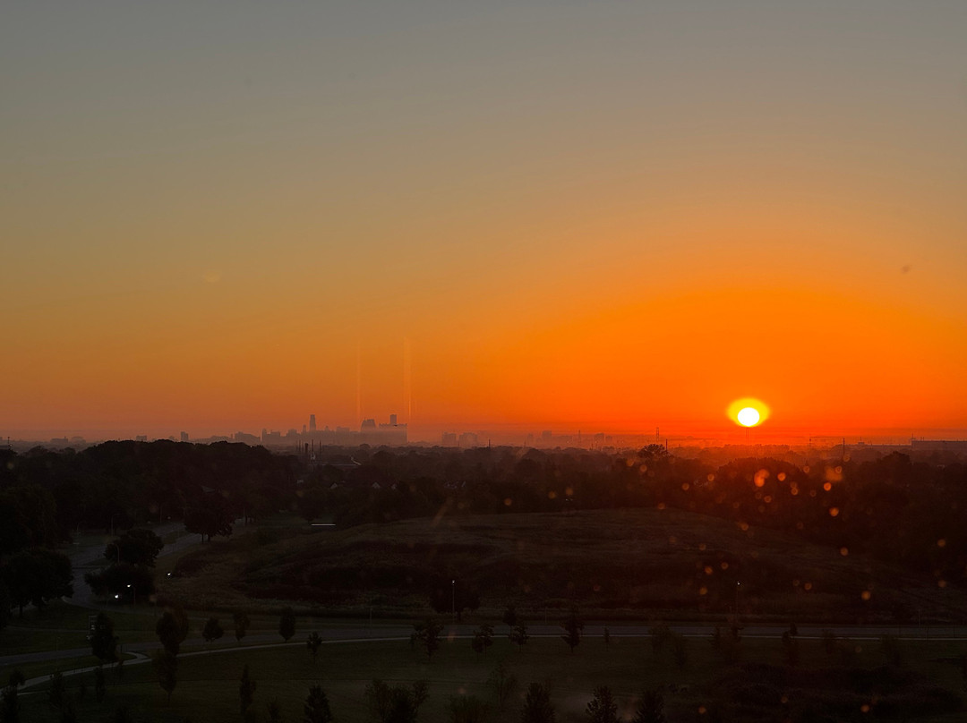 亨利奥托格拉夫连锁酒店主图