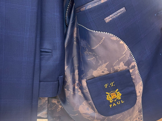 Paul Bespoke Tailor-岘港必去景点