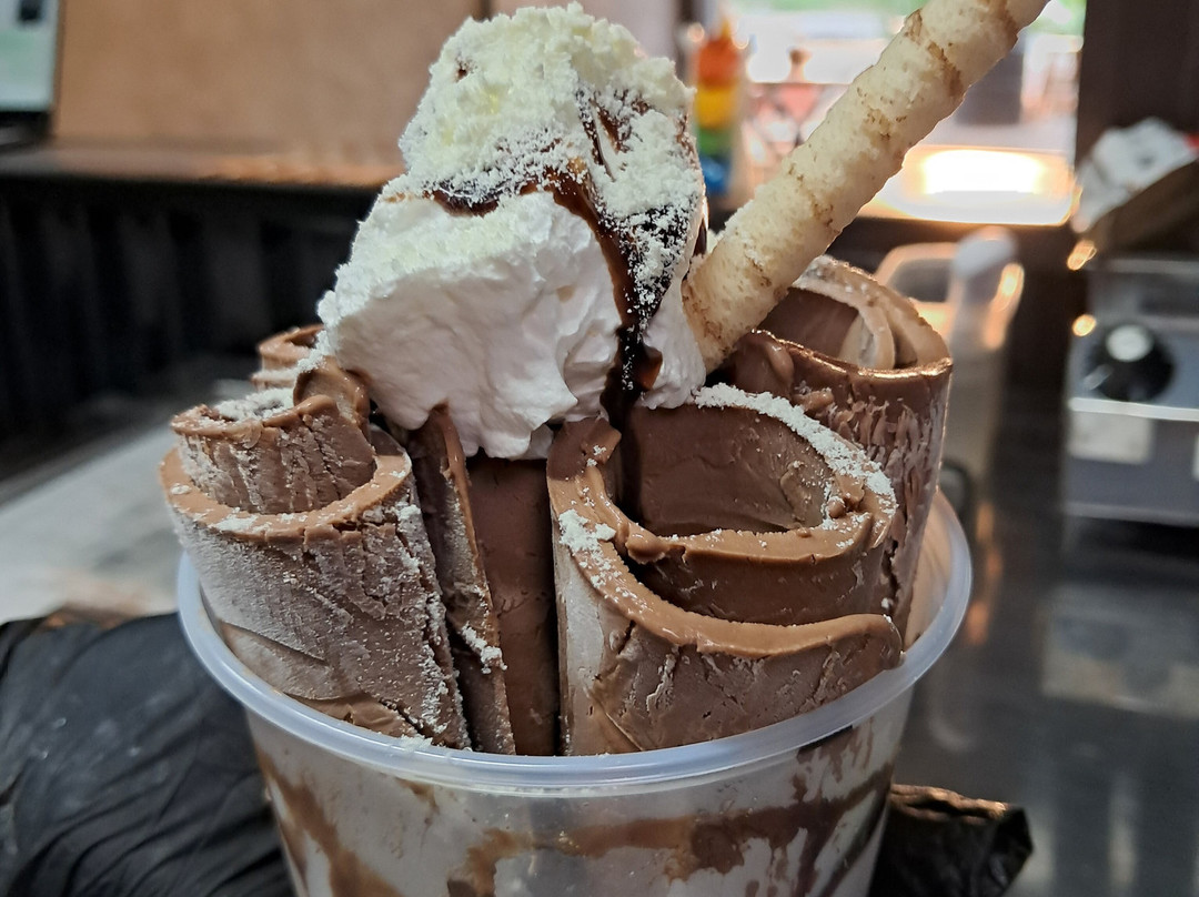 Unicorn Ice Cream Rolls