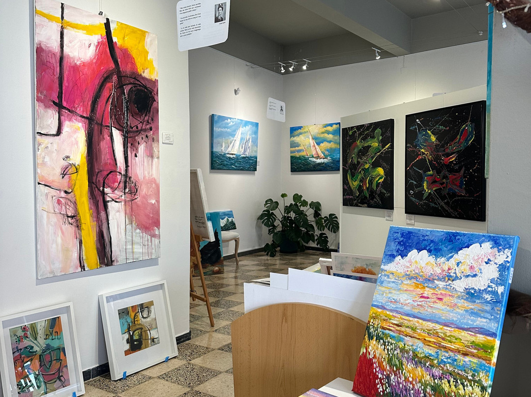 Galeria Raiz D' Arte-法罗必去景点