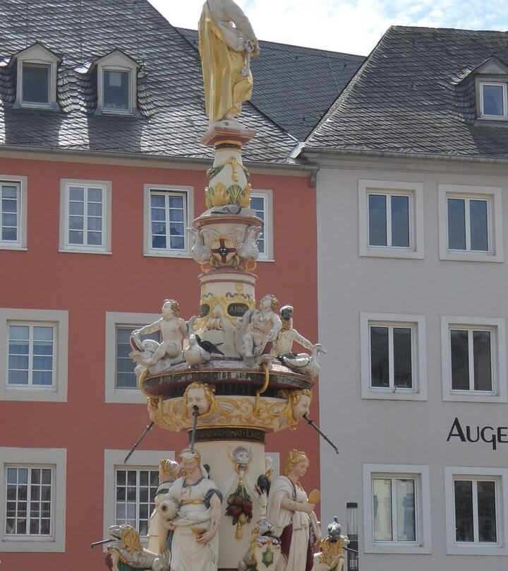 Petrusbrunnen-特里尔必去景点