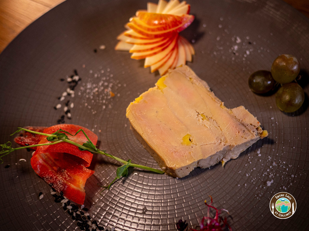 Entre Lacs Et Collines