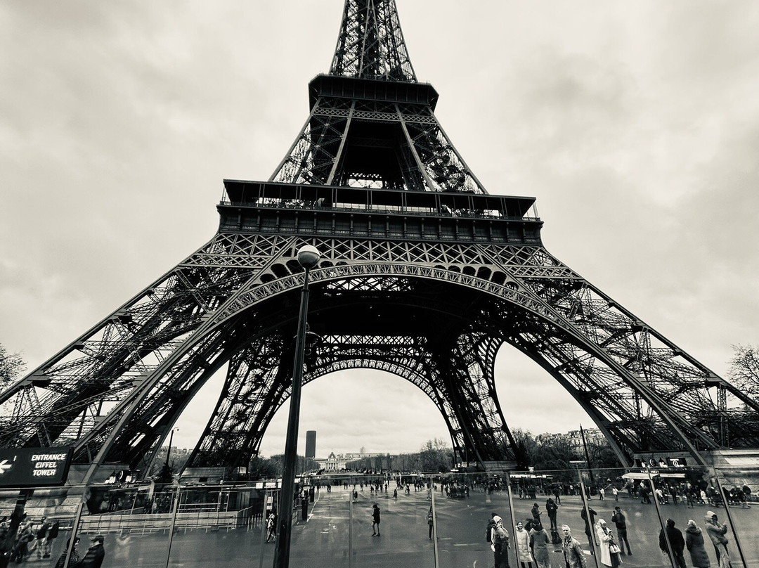 Big Bus Paris 巴黎巴士观光游-巴黎必去景点