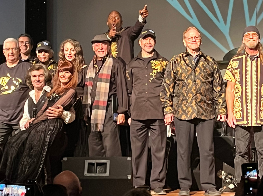 Keith Allynn and A Neil Diamond Tribute-布兰森必去景点