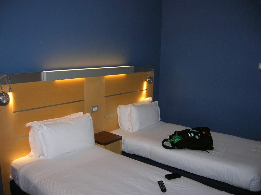 米兰马尔彭萨快捷假日酒店主图