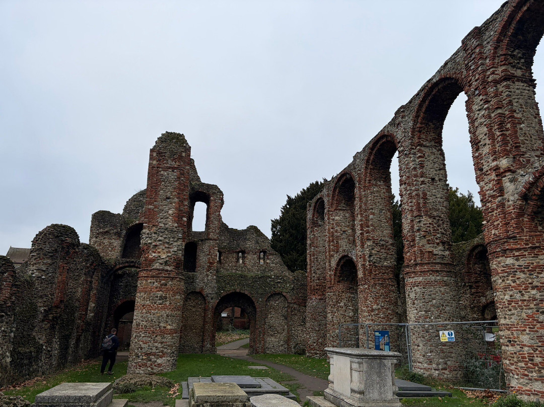 St. Botolph's Priory-科尔切斯特必去景点