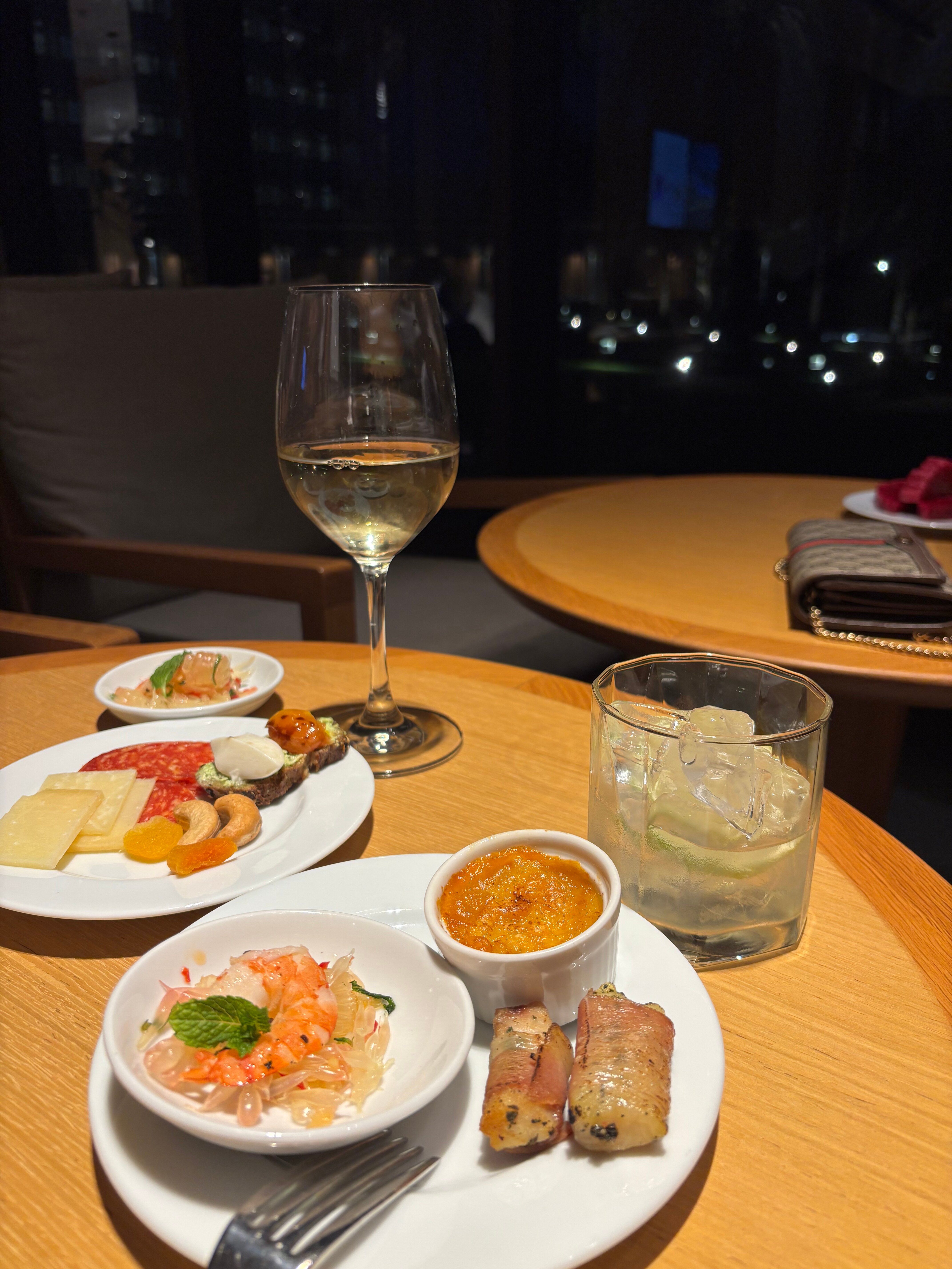 Shilla Monogram Danang-官方