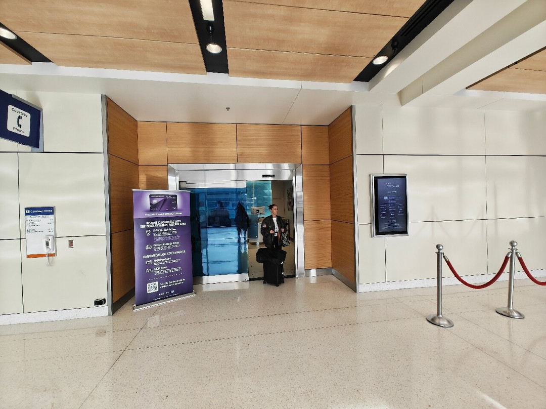 Delta Sky Club