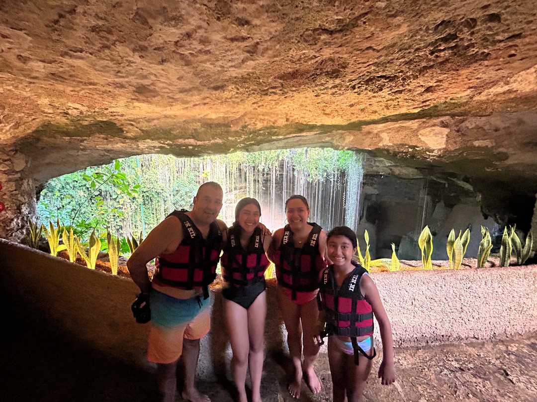 Cooperativa Maya Ixchel Y Restaurante Yaxkin主图