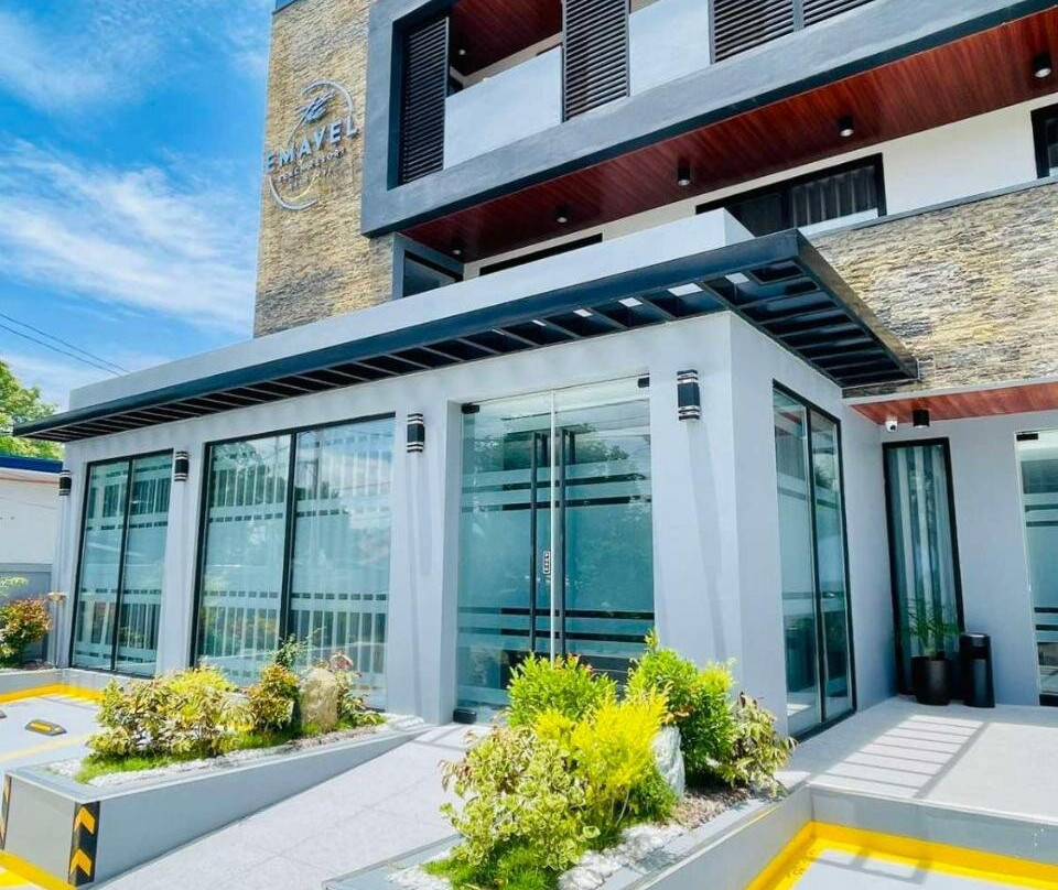 Emavel Beach Resort