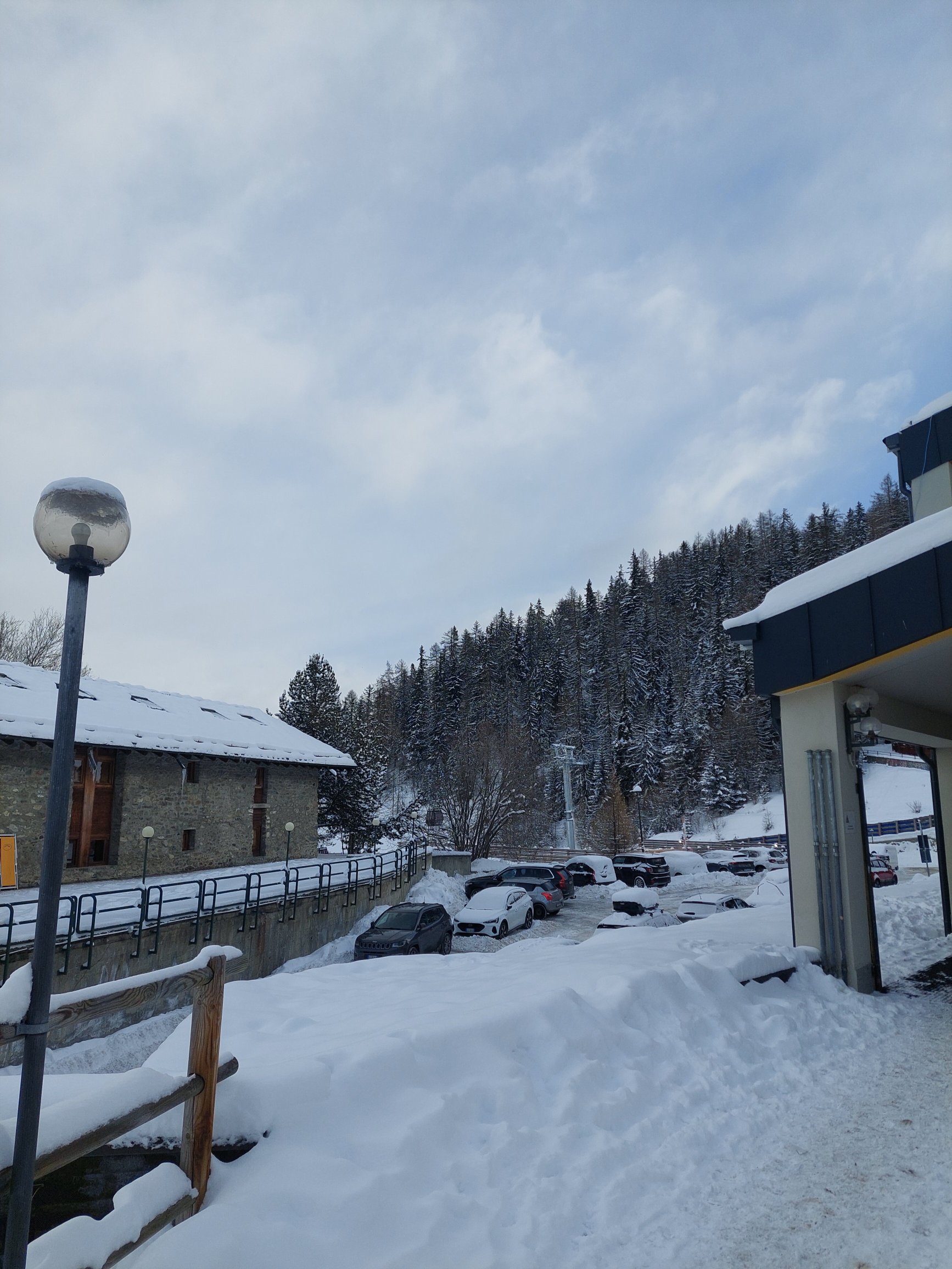 Club Esse Pila 2000-官方