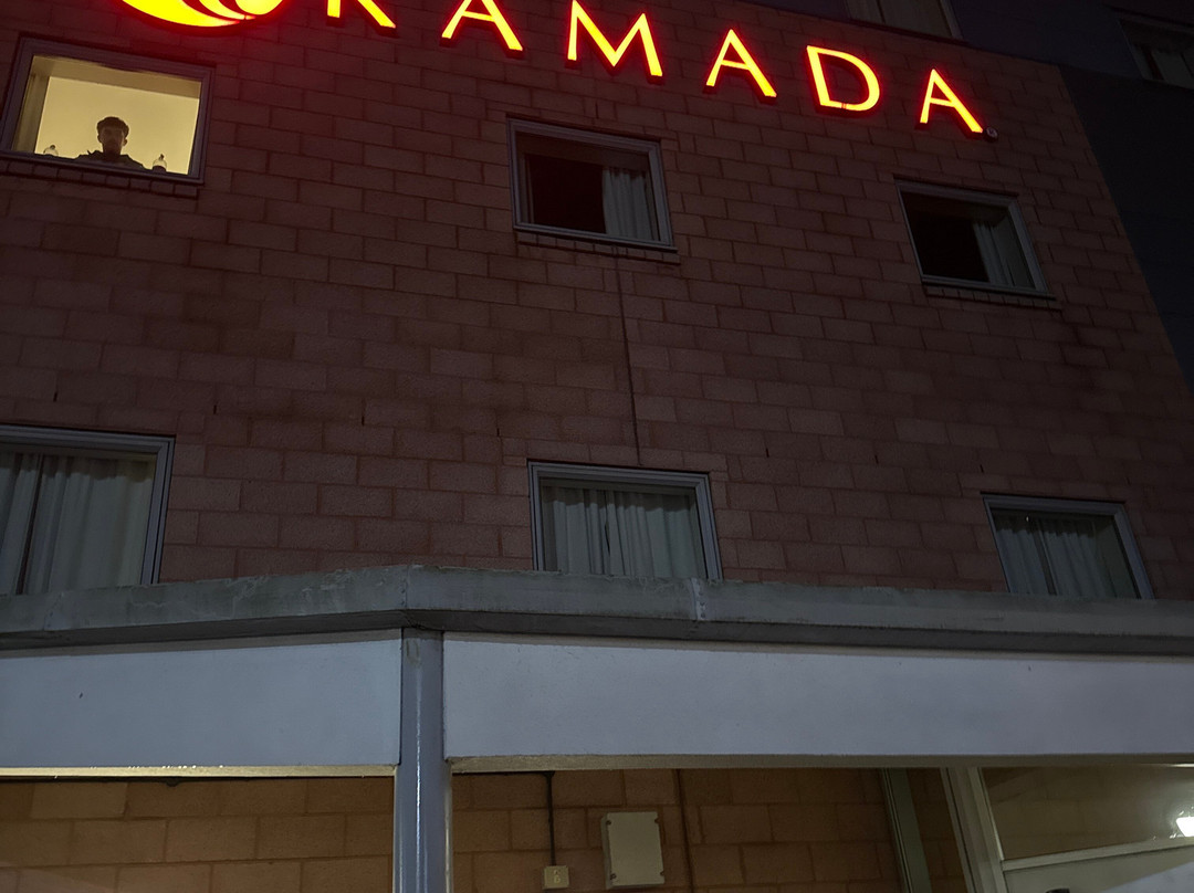 利兹韦克菲尔德华美达酒店主图