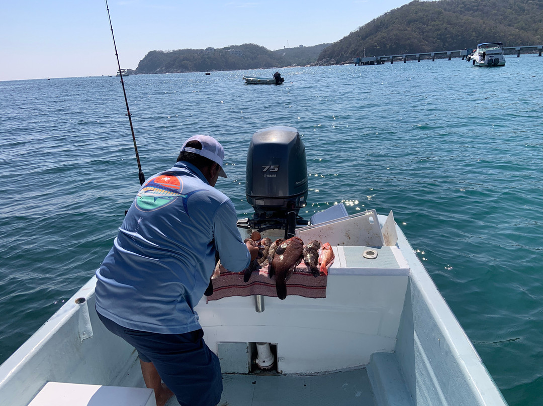 Fishing With Tico Huatulco-Crucecita必去景点