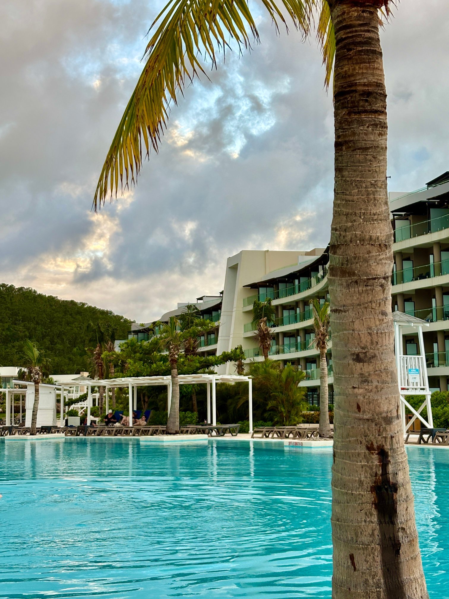 Ocean Coral Spring-泳池