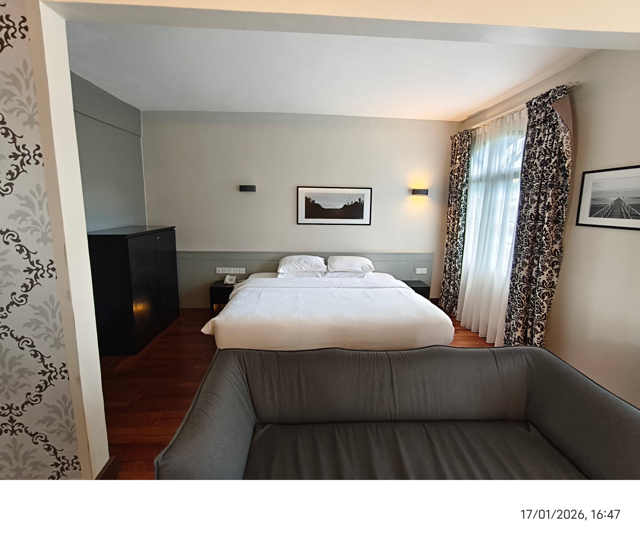 草莓园度假酒店-官方