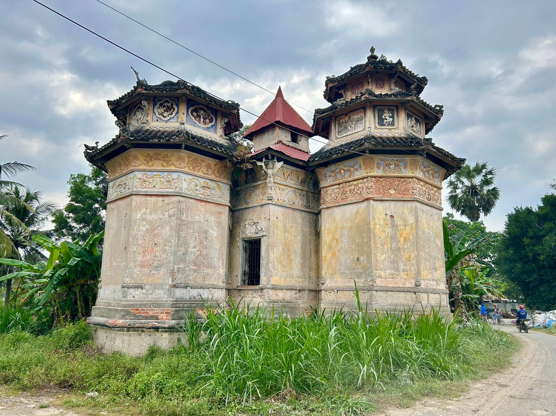 Tombeau de M. Ham Huynh Ky-Tra Vinh必去景点