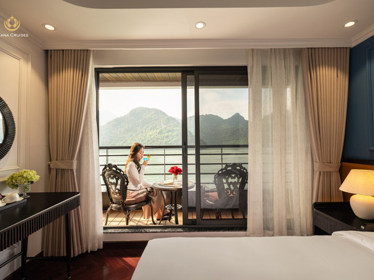 Diana Cruise-Ha Long City必去景点