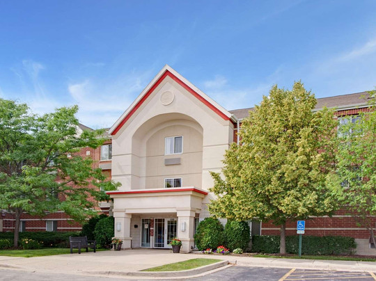 芝加哥绍姆堡烛木套房酒店