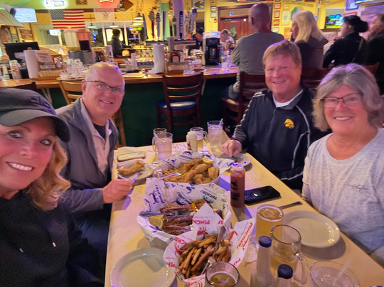 Fort Myers Fishing Adventures-迈尔斯堡海滩必去景点