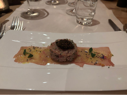 勒格朗夏莱特格施塔德酒店主图