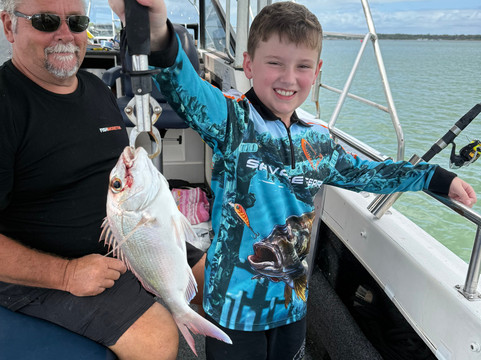 Fish Moreton-Sandstone Point必去景点