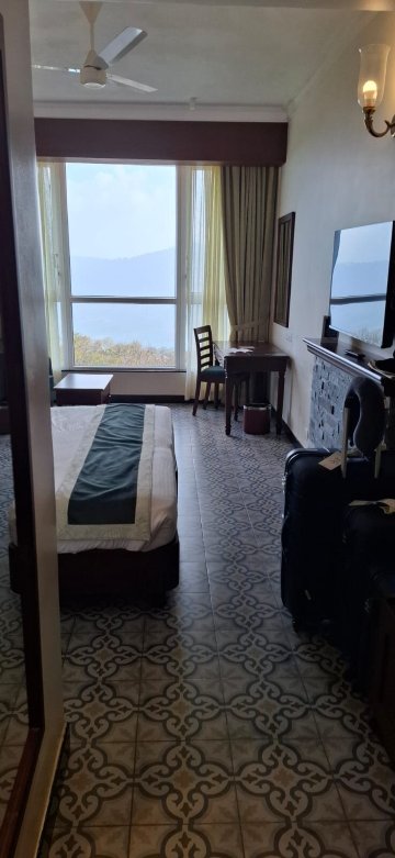 慕那尔堡酒店-官方