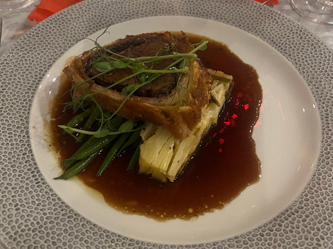 阿丁顿酒店主图