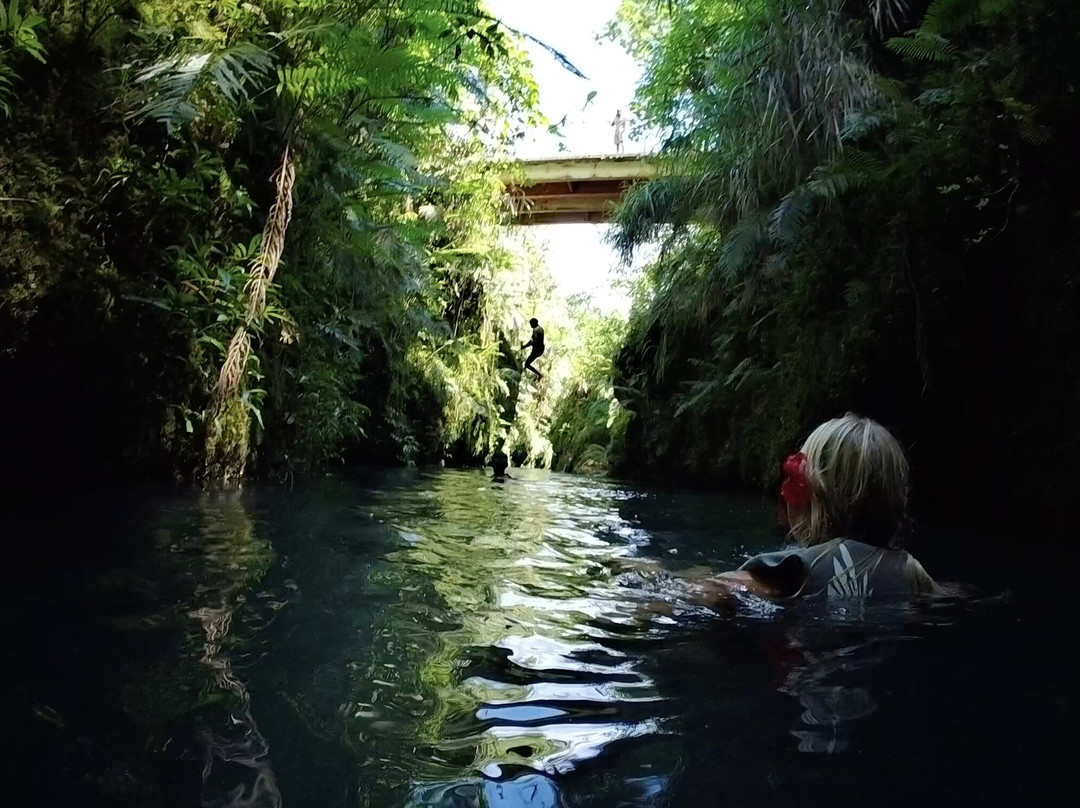 Santo Heritage Tours-卢甘维尔必去景点