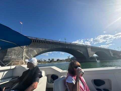 Sunset Charter & Tour Co.-哈瓦苏湖城必去景点