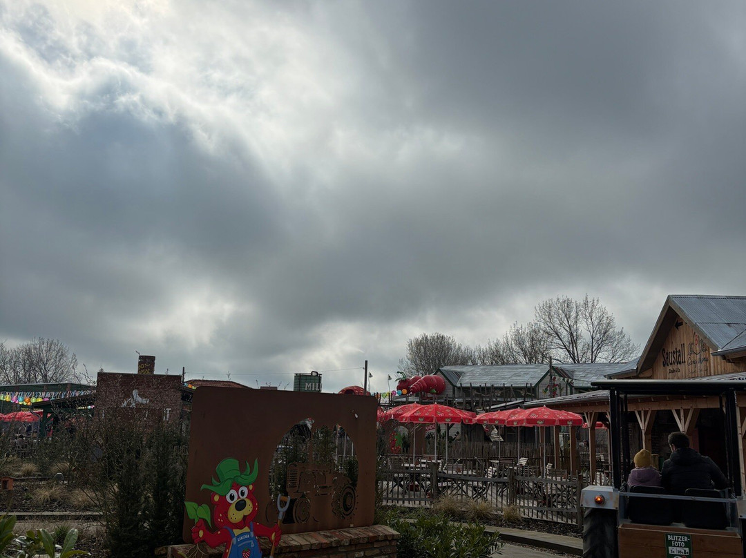 Karls Erdbeerhof Loxstedt-Loxstedt必去景点