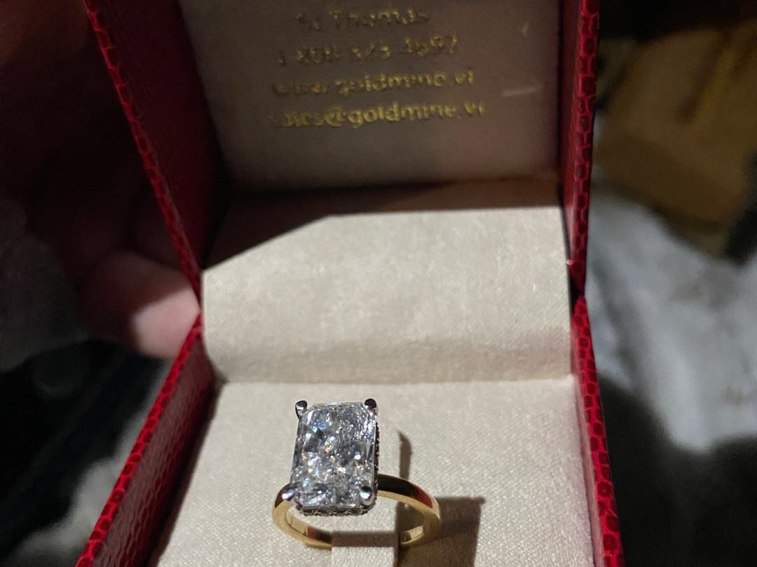Gold Mine Fine Jewelry-圣 托马斯必去景点