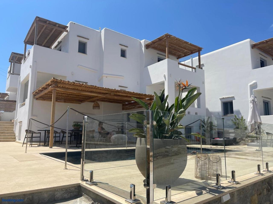 SOHOROS Suites