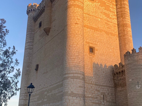 Castillo de Fuensaldana-Fuensaldana必去景点