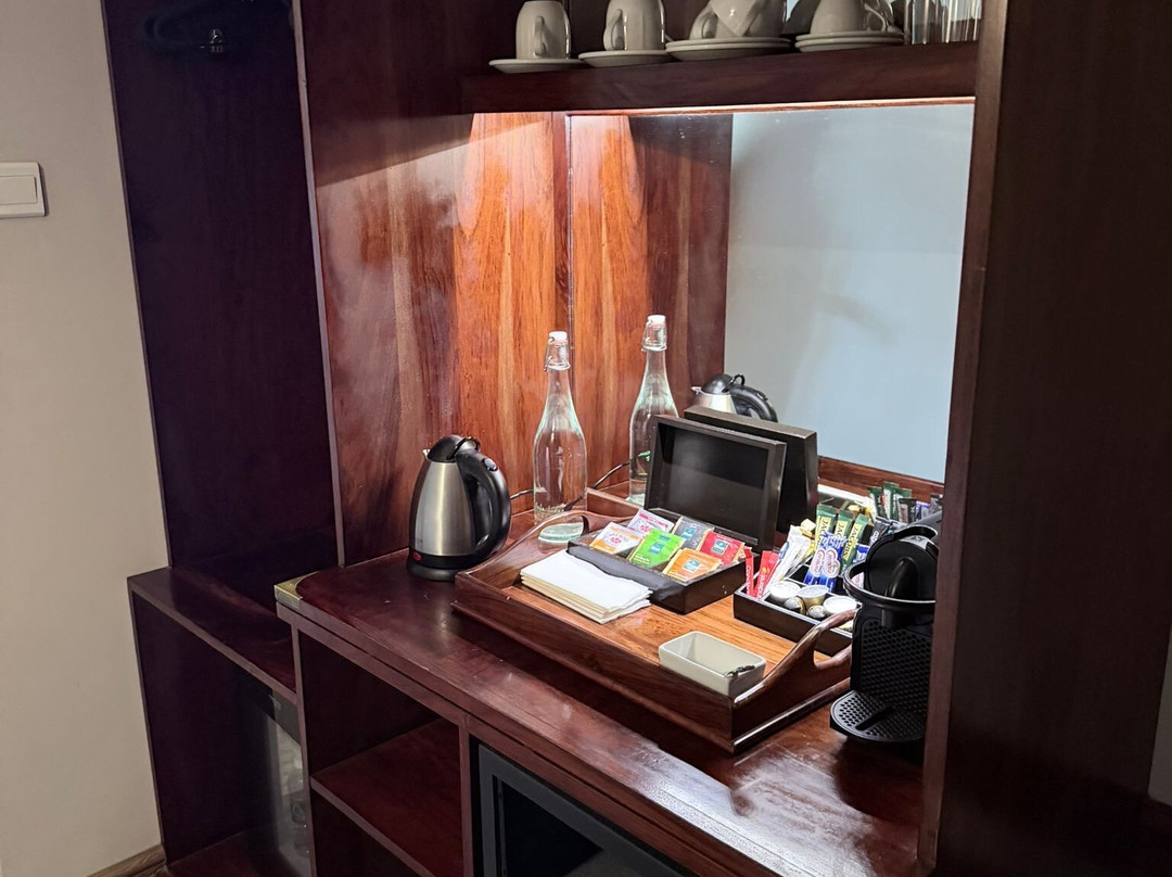 伊拉拉旅馆主图