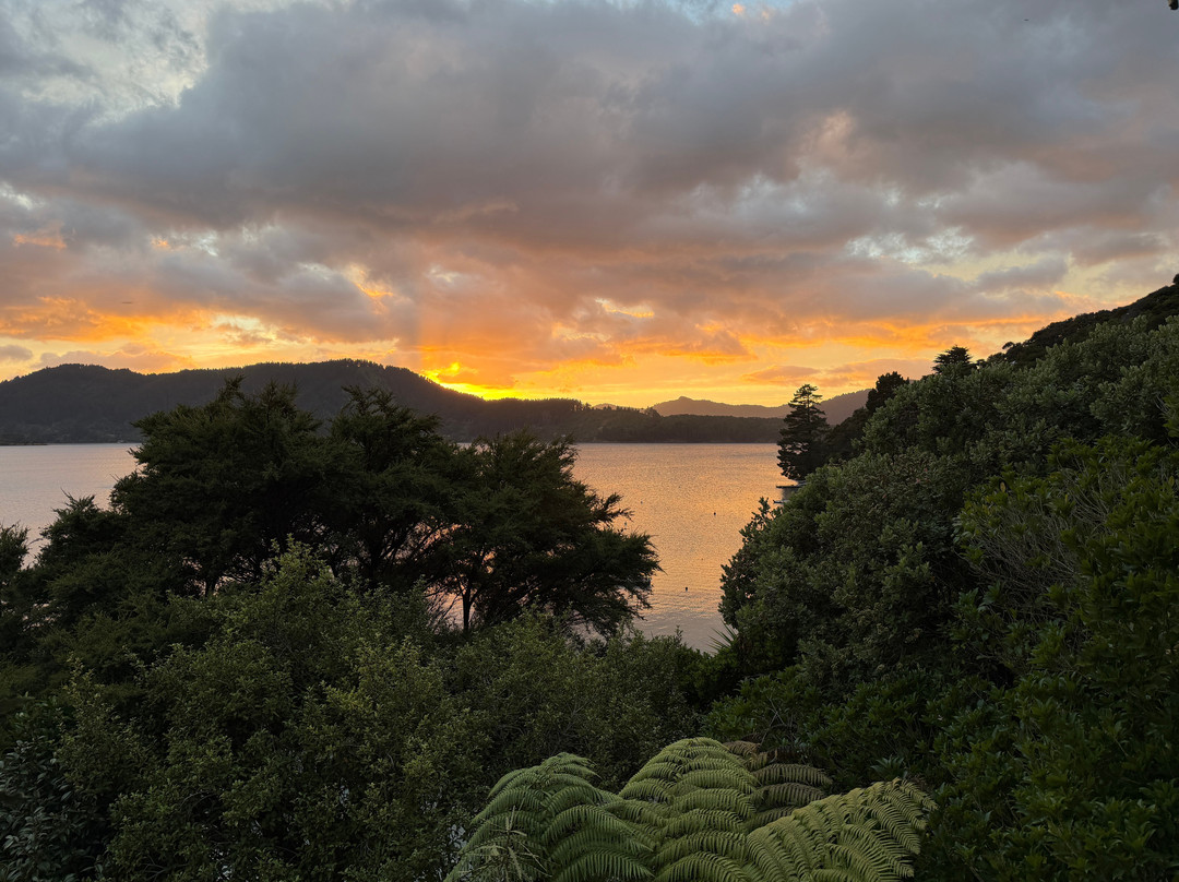 千洞湾度假村主图