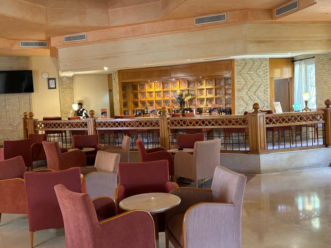 拉斯艾因酒店主图