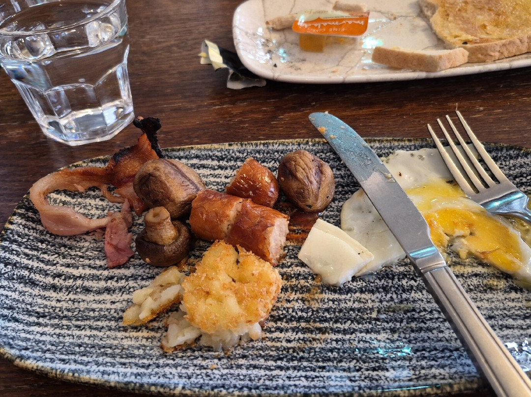 艾尔斯伯里贝尔酒店主图