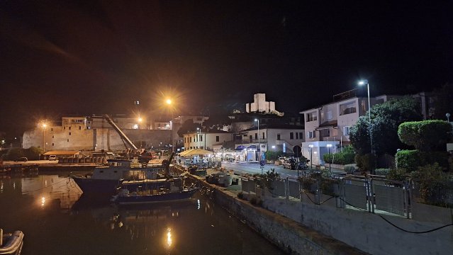塔拉莫内湾酒店-旅行者